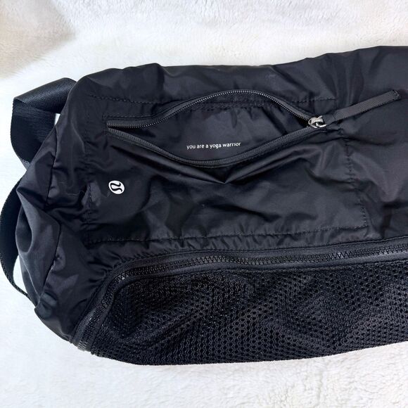 Lululemon Yoga Mat Bag Black Shoulder Strap Carrier Gym Workout Bag Mesh Pocket - Picture 6 of 7